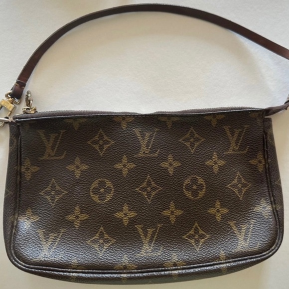 Louis Vuitton Pochette bag - Picture 1 of 6